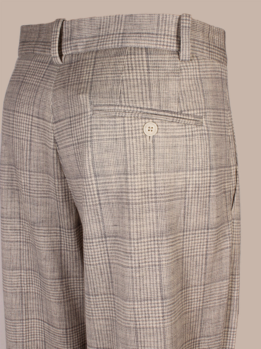 Close-up of the back and side of Circolo 1901 Prince of Wales Trouser in Grey, showcasing a light grey plaid pattern, buttoned back pocket, and belt loops—classic tailoring details.