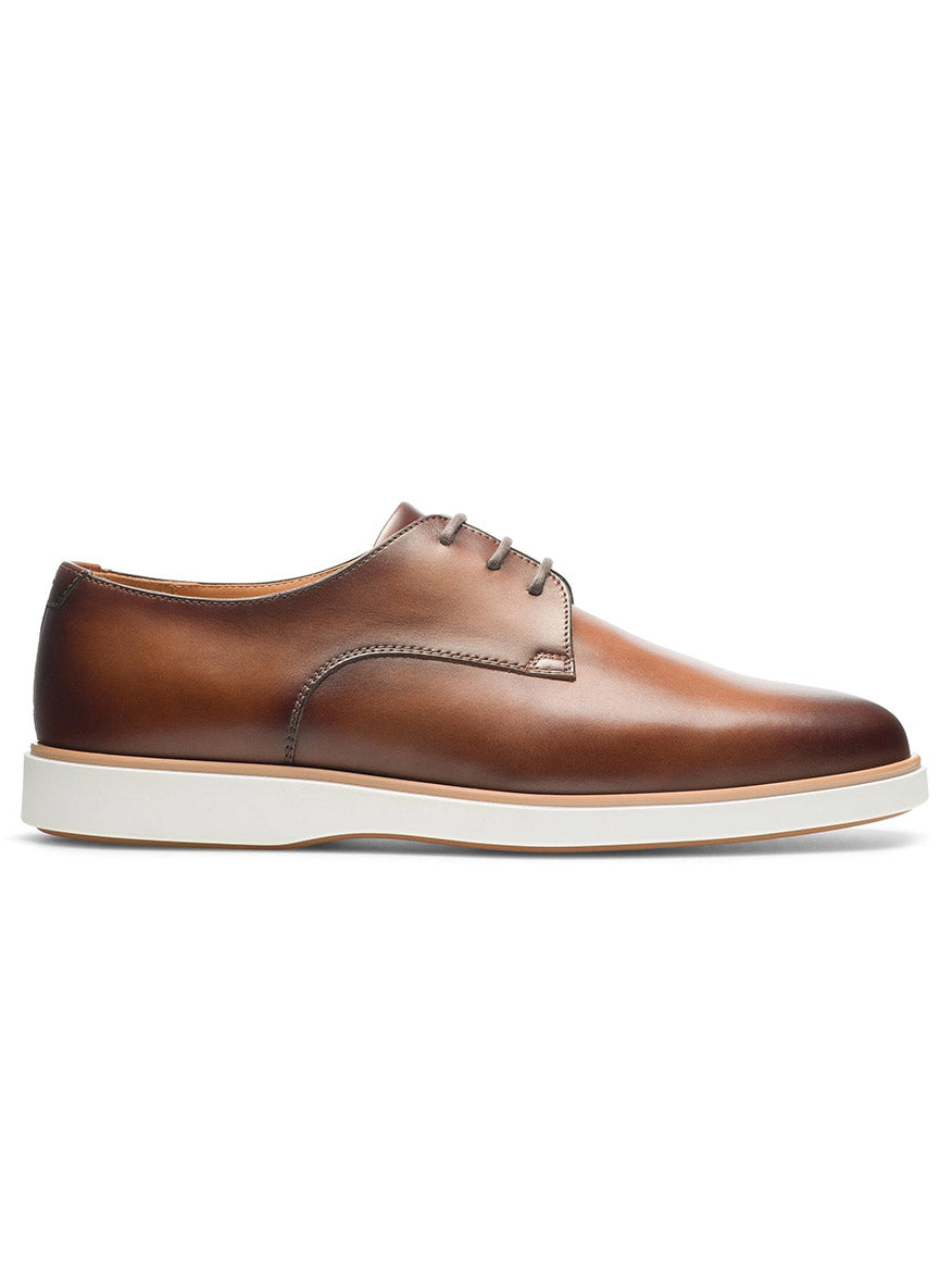 A men's Magnanni Leone in Tabaco on a white background by Magnanni.