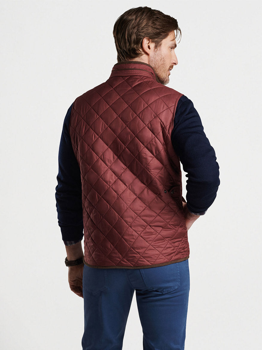 Peter Millar Essex Quilted Travel Vest in Cranberry
