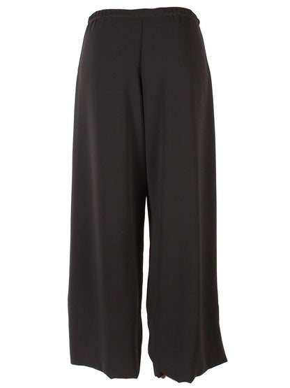 Porto Holiday Crepe Pant in Black isolated on a white background.