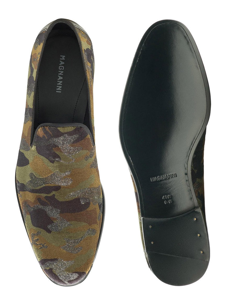 A pair of Magnanni Jareth in Green Camo Velvet slipper loafers.