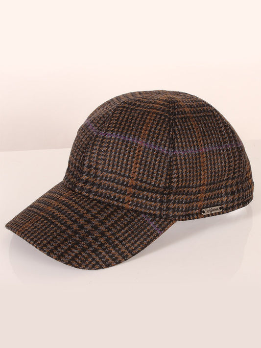 Wigéns Baseball Classic Cap in Brown Glencheck with a curved brim on a neutral background.