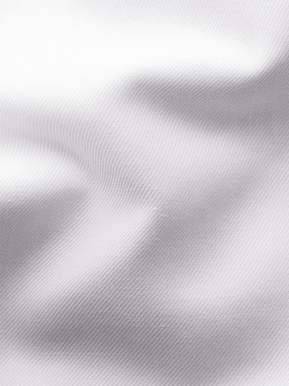 Close-up of the Eton Contemporary Fit White Extreme Cut Away Dress Shirt's signature twill fabric, showcasing its refined texture and subtle folds—ideal for a sophisticated business look.