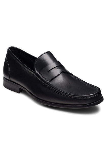The Magnanni Gentry Soft Penny in Black is a black leather loafer with moccasin construction, a low heel, and stitched detailing, displayed on a white background.