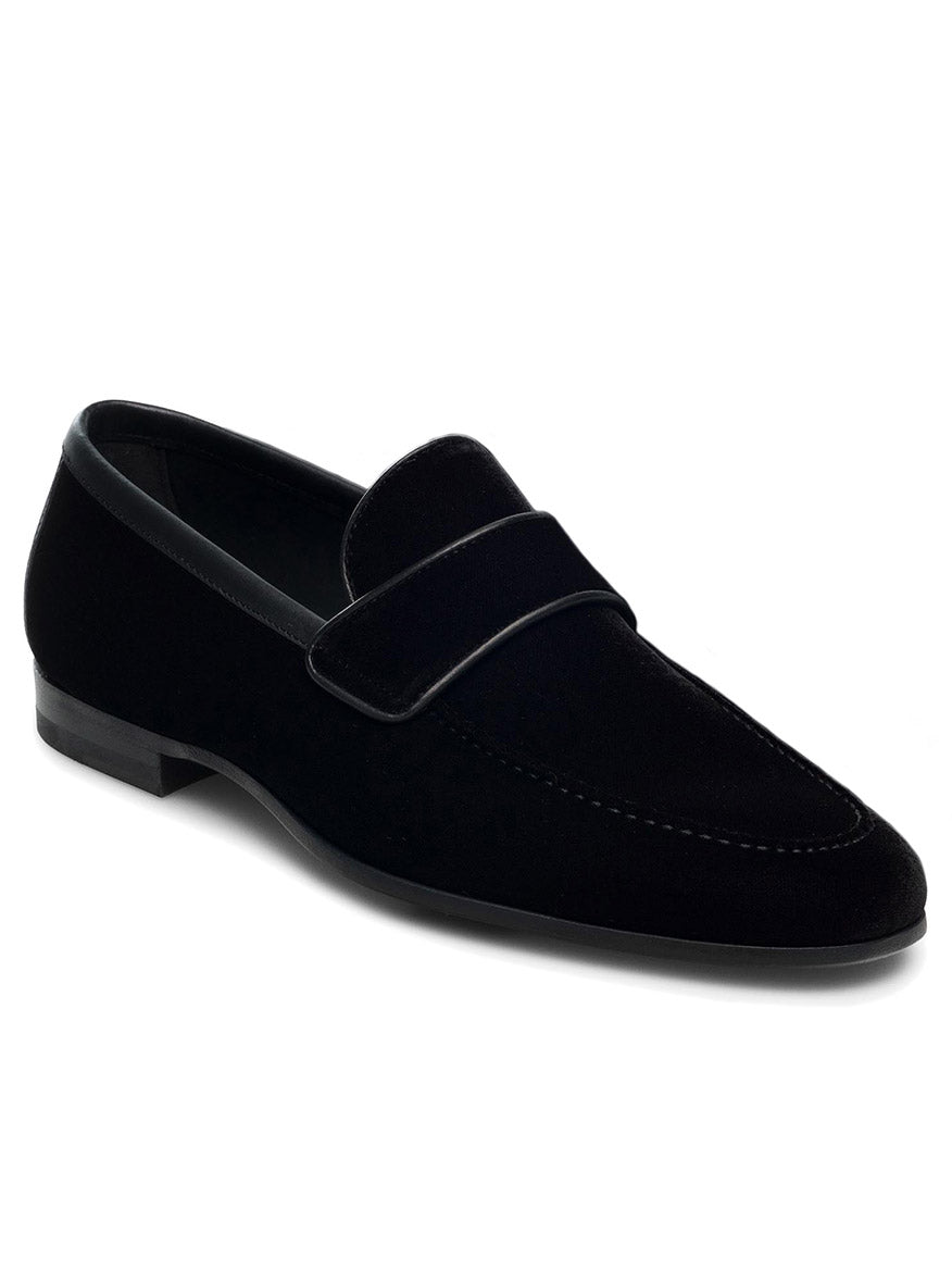 Magnanni Jasper in Black Velvet slipper loafers for men.