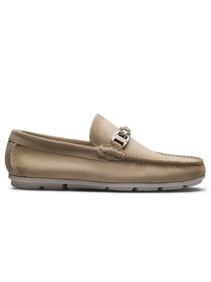 Magnanni Monterey Braid Bit in Tierra Suede: beige suede driving loafer with moccasin stitching, silver metal bit detail, and flat rubber sole. Shown in side profile, this men's slip-on offers casual sophistication.