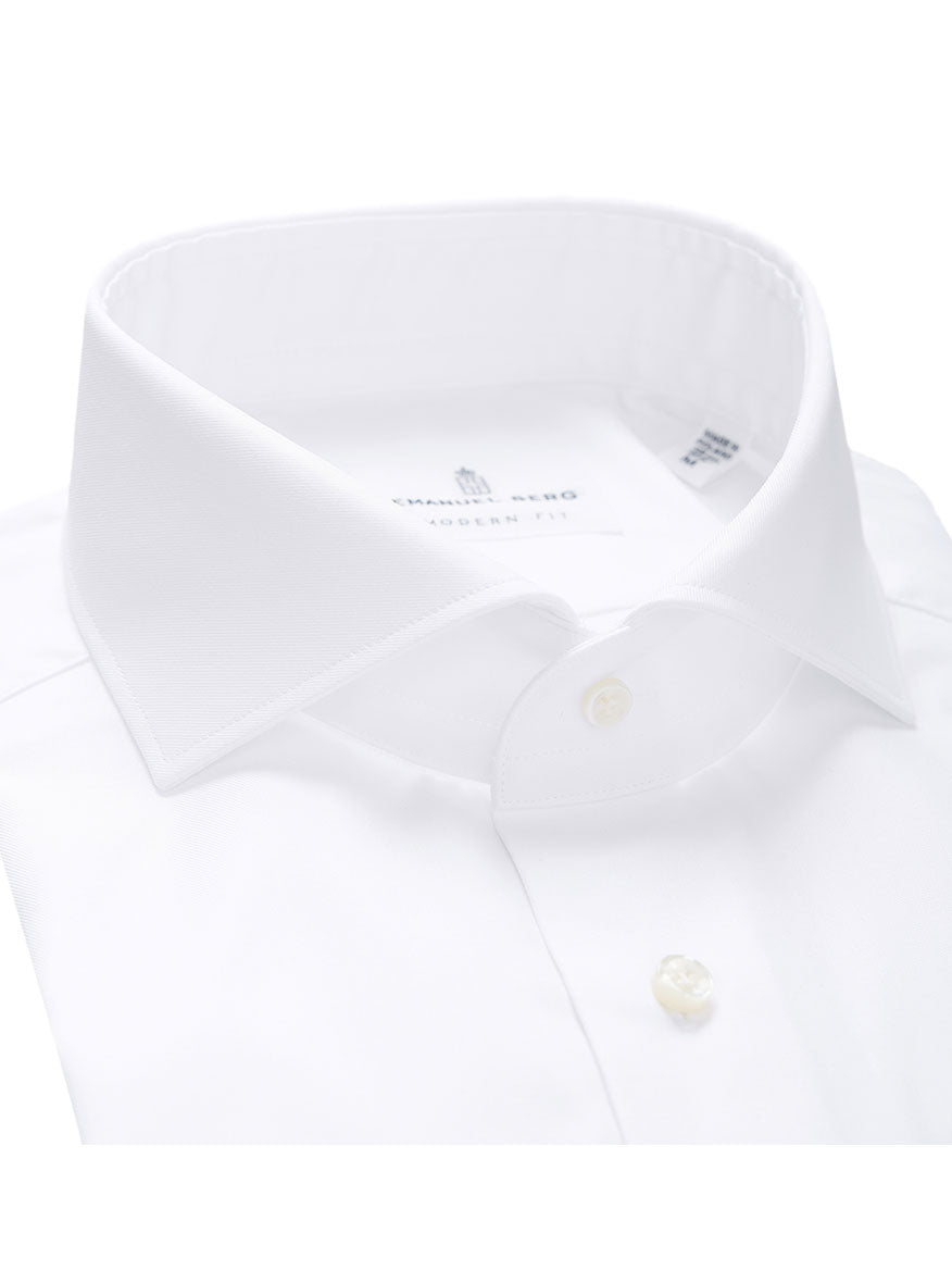 Close-up of a Emanuel Berg Modern Fit Dress Shirt in White with a focus on the cutaway collar area.