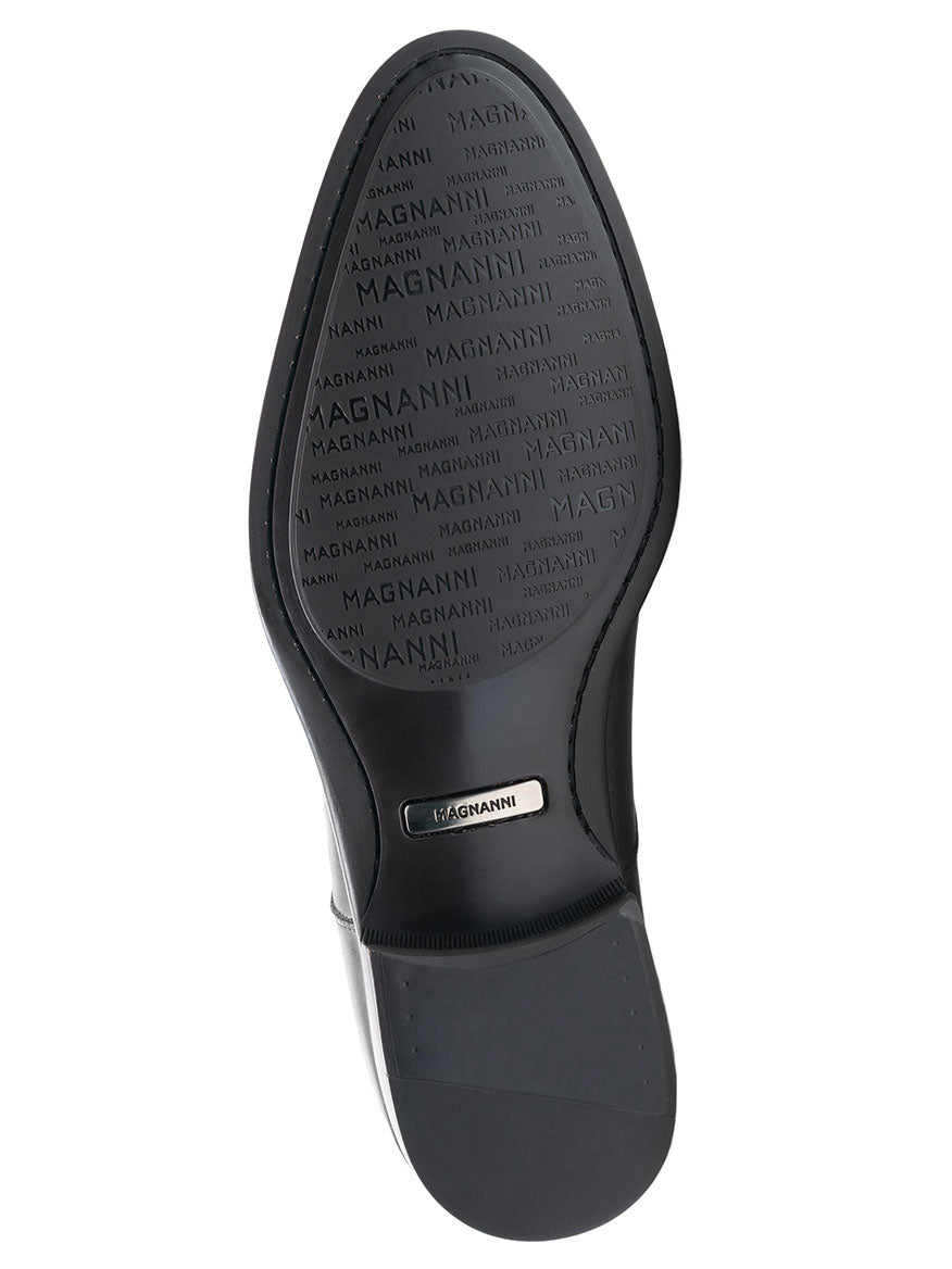Sole of a black calfskin leather derby shoe with Magnanni Harlan in Black brand imprint.