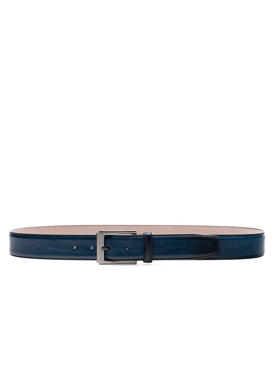 The Magnanni Vega Belt in Royal, crafted from beautiful calfskin leather, is a striking addition to any wardrobe. Featuring a vibrant blue hue, this accessory stands out against a clean white background.